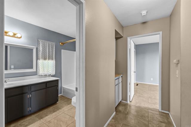 Detail Gallery Image 17 of 28 For 735 S Upas St, Escondido,  CA 92025 - 4 Beds | 2 Baths