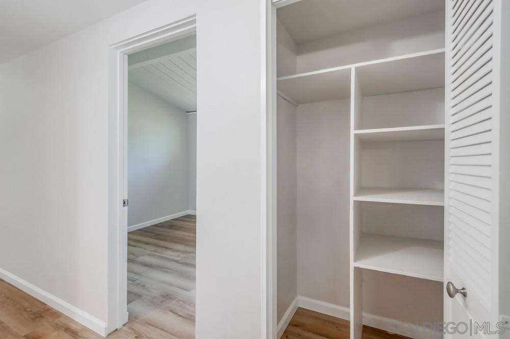 MLS #250037817SD image #16