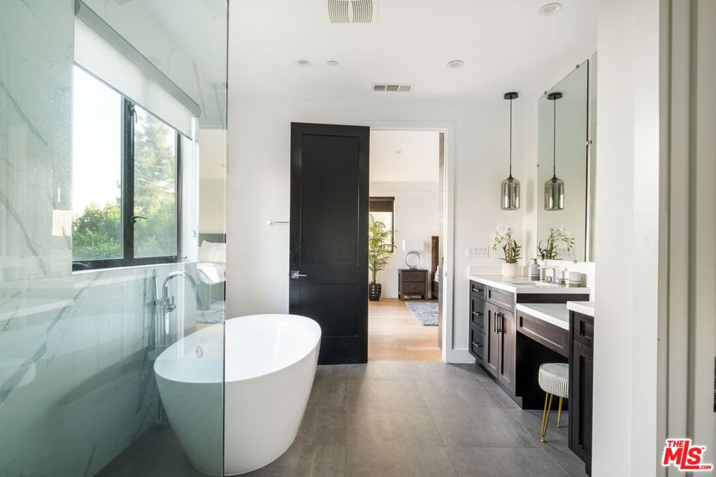 5510 Columbus AvenueSherman Oaks img 23