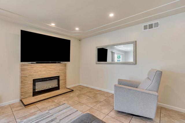 342 Swaps Drive, San Jose CA: https://media.crmls.org/mediaz/9627ec85-411c-45a5-a2a1-710f3aecbc5b.jpg