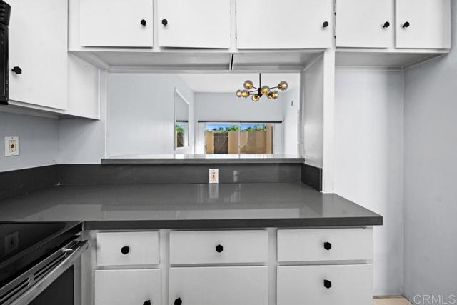 Detail Gallery Image 7 of 35 For 12228 Rancho Bernardo Rd #B,  San Diego,  CA 92128 - 1 Beds | 1 Baths