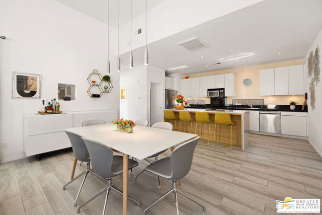 2470 N Cardillo Avenue, Palm Springs CA: https://media.crmls.org/mediaz/9629b1d9-56d8-4de3-8cae-556c365aaad3.jpg