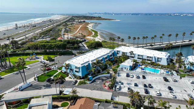 Detail Gallery Image 38 of 41 For 5 Montego, Coronado,  CA 92118 - 2 Beds | 2 Baths