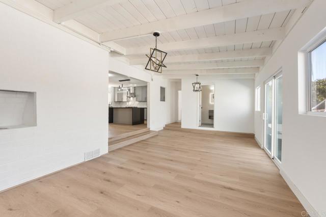 Detail Gallery Image 20 of 52 For 8868 Gowdy Ave, San Diego,  CA 92123 - 5 Beds | 4 Baths