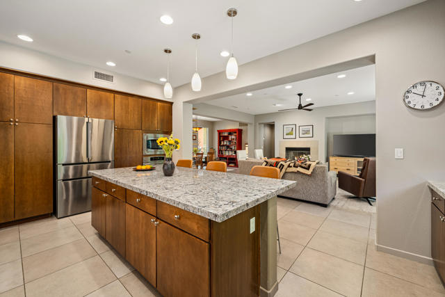 3000 Candlelight Lane, Palm Springs CA: https://media.crmls.org/mediaz/962b1da9-5bd0-47db-ab35-3cc7e6abfdf9.jpg