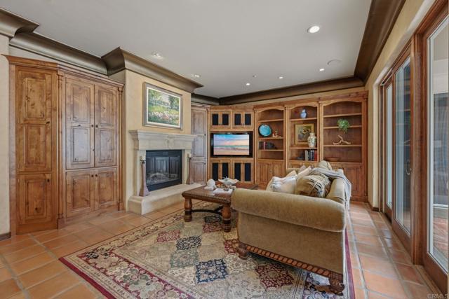 Image 14 of 47 For 3244 Olivenhain Farms Rd.