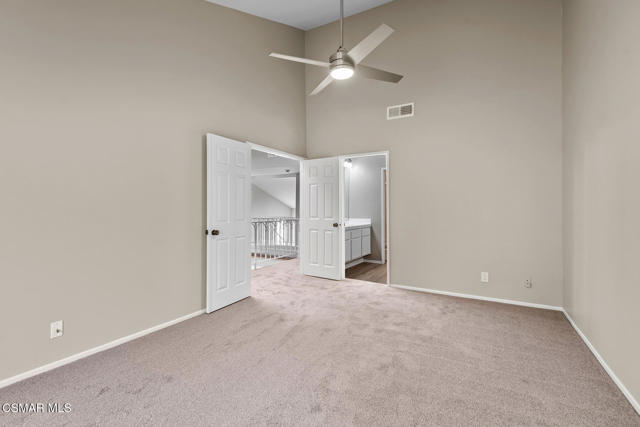 784 N Valley Drive, Westlake Village CA: https://media.crmls.org/mediaz/962c2ce0-b331-462f-80b2-42a0964759e7.jpg