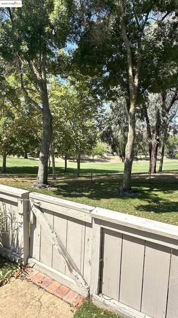 706 Lakeside Ct, Danville CA: https://media.crmls.org/mediaz/962ca4d0-5872-414c-997c-02352f1ad6f2.jpg
