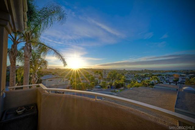 3728 Curtis St, San Diego, California 92106, 5 Bedrooms Bedrooms, ,3 BathroomsBathrooms,Single Family Residence,For Sale,Curtis St,250029170SD