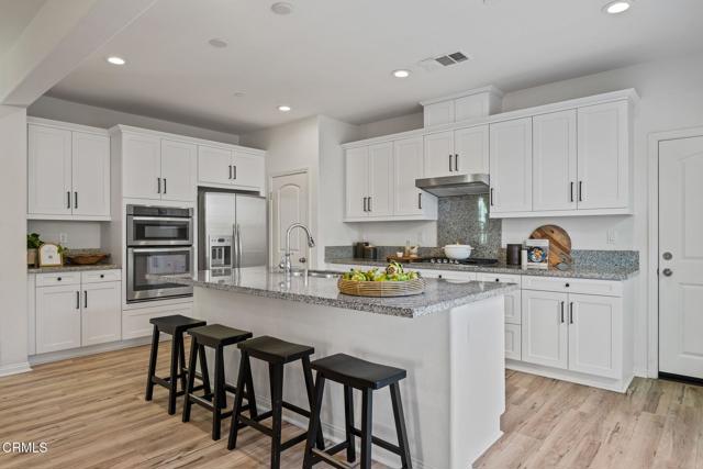 Detail Gallery Image 11 of 37 For 580 Alabama St, Ventura,  CA 93001 - 4 Beds | 3 Baths