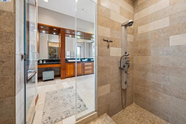 11 Leslyn Lane, Lafayette CA: https://media.crmls.org/mediaz/962f0dc3-5728-43e2-8cdd-6eb553b514a9.jpg