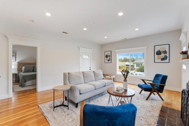 680 S 12th Street, San Jose CA: https://media.crmls.org/mediaz/962fd4d8-8c0c-40ae-b510-abb09a3db6b0.jpg