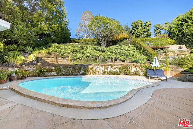 Drew Fenton | 11215 W Sunset Boulevard Los Angeles CA | MLS: 7520415 Drew Fenton | 11215 W Sunset Boulevard Los Angeles CA | MLS: 7520415