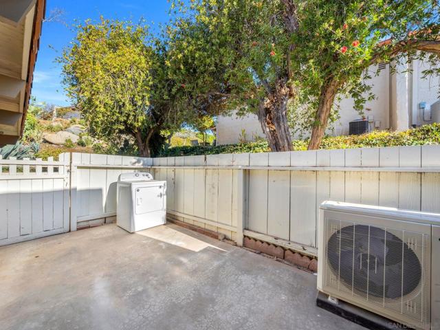 12426 Rios Rd, San Diego, California 92128, 2 Bedrooms Bedrooms, ,1 BathroomBathrooms,Condominium,For Sale,Rios Rd,250017073SD