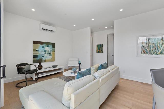 2572 Borax Drive, Santa Clara CA: https://media.crmls.org/mediaz/96324444-b5a7-414a-9f11-5825f8f5fa0e.jpg