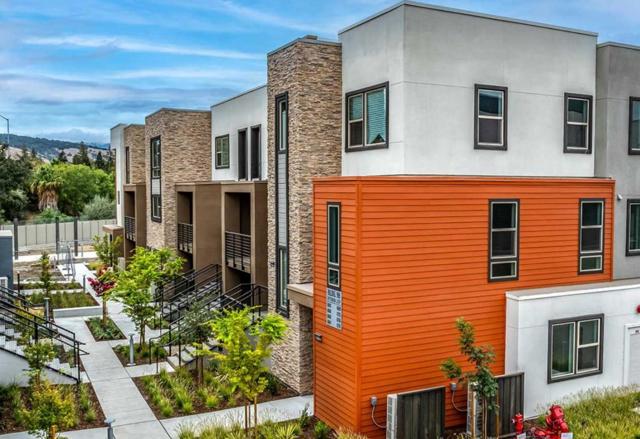 6694 Optimum Loop, San Jose CA: https://media.crmls.org/mediaz/9633770e-2b79-4337-ac77-17ac6863dcbc.jpg