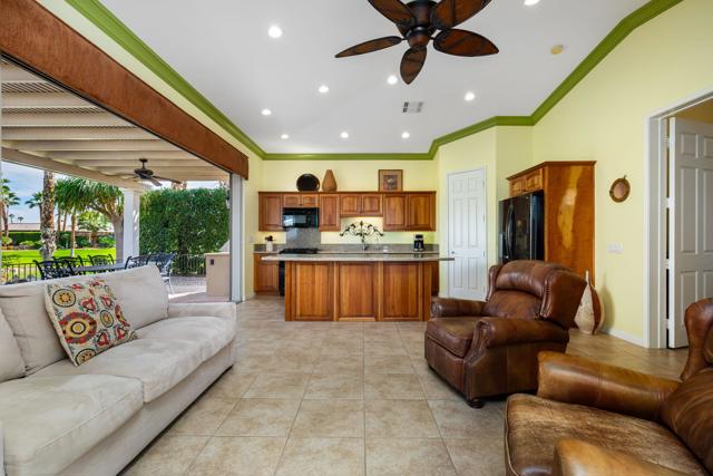 48170 Hjorth Street, Indio CA: https://media.crmls.org/mediaz/96346d1e-3c66-4c53-93e3-050ec1660013.jpg