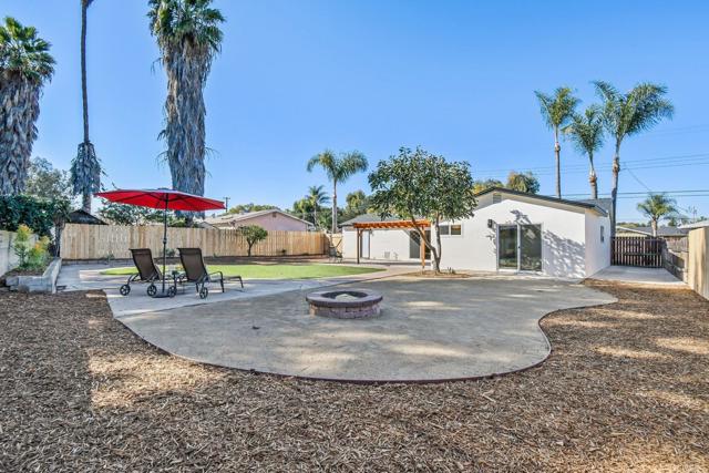 Detail Gallery Image 33 of 37 For 463 Parkbrook St, Spring Valley,  CA 91977 - 3 Beds | 2 Baths