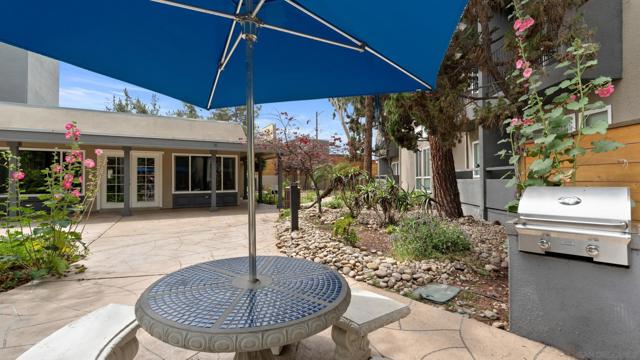 4860 Rolando Ct., San Diego CA: https://media.crmls.org/mediaz/96368320-93d6-4a58-a119-a8396ecdca9a.jpg