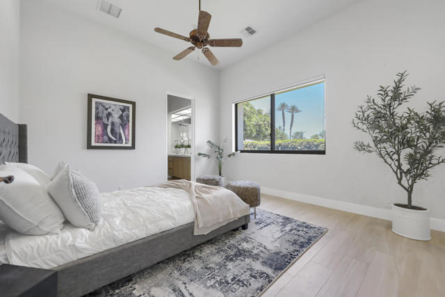 79455 Briarwood, La Quinta CA: https://media.crmls.org/mediaz/9636c999-363f-4ac8-9171-c8519949c7a4.jpg