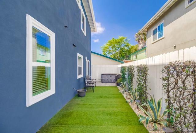 1249 12Th, Imperial Beach CA: https://media.crmls.org/mediaz/9636e907-b460-413b-9b74-80a242c9046e.jpg