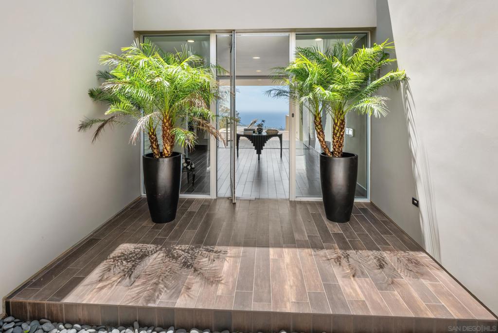 MLS #250041107SD image #5