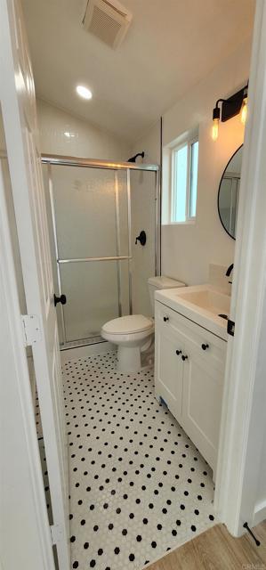 Detail Gallery Image 38 of 43 For 2411 21 L St, San Diego,  CA 92102 - – Beds | – Baths