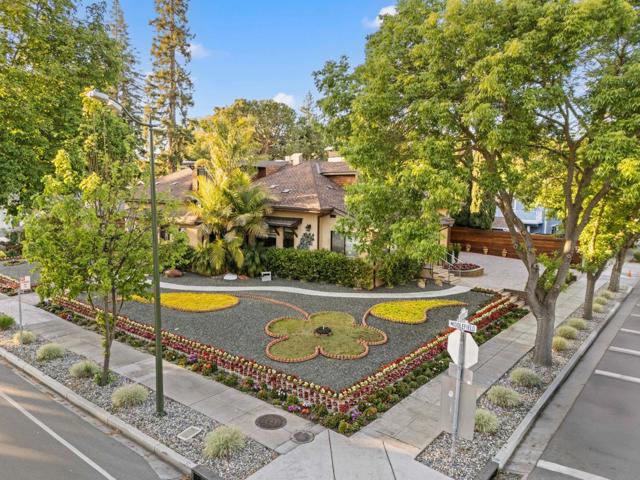 251 Middlefield Road, Palo Alto CA: https://media.crmls.org/mediaz/9637774b-6232-485c-8294-8d394986a659.jpg