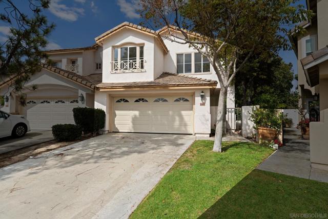 12518 Cavallo St, San Diego CA: https://media.crmls.org/mediaz/963854c9-97bd-4cd9-83cb-3c284a1be837.jpg