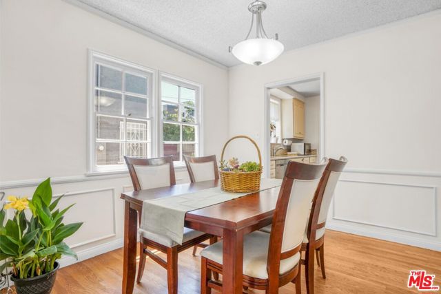 2577 Wellesley Avenue, Los Angeles CA: https://media.crmls.org/mediaz/96387a6b-ea89-4354-8eb9-81f0587ac279.jpg