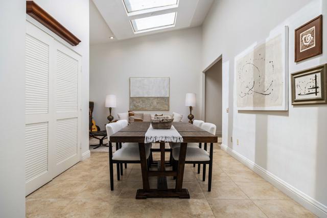 44825 Guadalupe Drive, Indian Wells CA: https://media.crmls.org/mediaz/963996f7-ed19-47bf-8a1b-c0fbaf0a1277.jpg