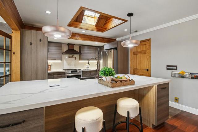 185 Mclellan Avenue, San Mateo CA: https://media.crmls.org/mediaz/9639fb9f-fce7-4cfa-8717-68bac7463edd.jpg
