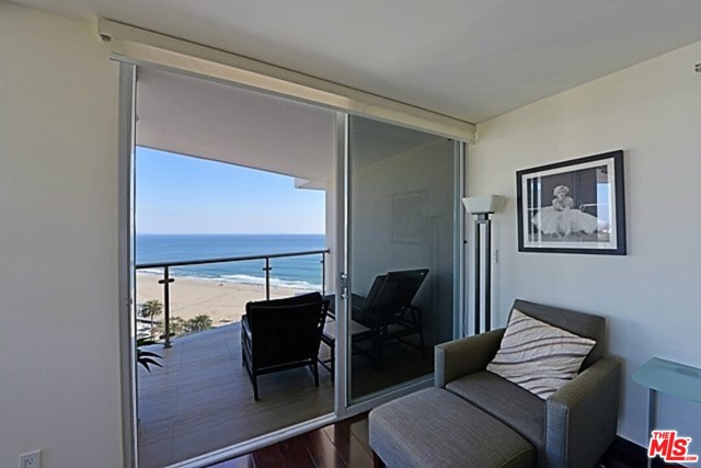 201 Ocean Avenue 1904P Santa Monica, California Beautiful Penthouse with a combined breathtaking 270 degree wrap-around views of Ocean White Water, Panoramic City and Santa Monica Mountains. A Twin Tower Complex includes full service and great amenities: 24 hour valet parking & security, pool, spa, gym, maid service is available, concierge and more -- the convenience of a luxury hotel with all the comforts of home. Unit next door is also available for purchase. Building is a co-op. Buyer assumes mortgage.