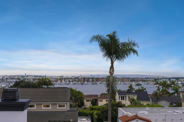 936 Armada, San Diego CA: https://media.crmls.org/mediaz/963c9201-195c-4eea-a3e2-4049d10cf53c.jpg