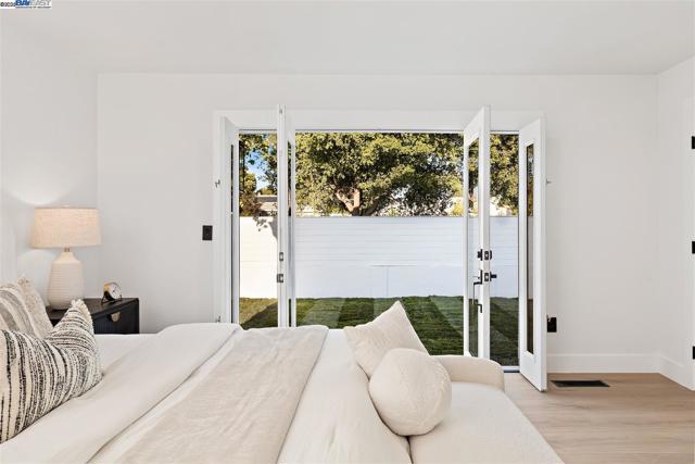 2656 Hilton St, Union City CA: https://media.crmls.org/mediaz/963ce394-6a9b-4774-8670-8a2ac500f1e6.jpg