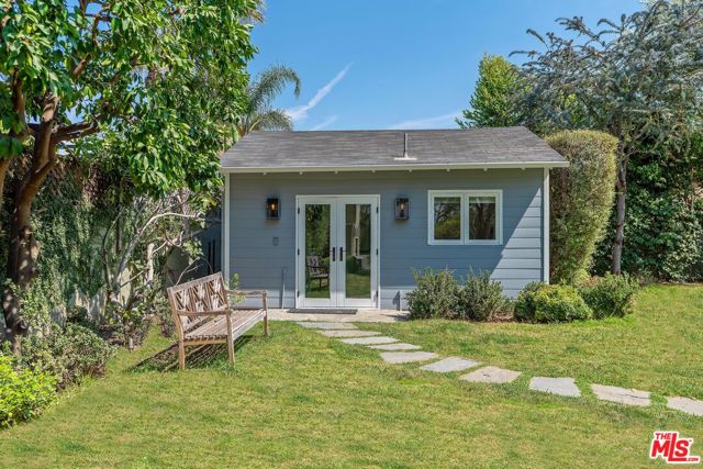 5705 Sunnyslope Avenue, Valley Glen CA: https://media.crmls.org/mediaz/963ce4de-25a6-4024-8d40-2a39af6e2fb9.jpg