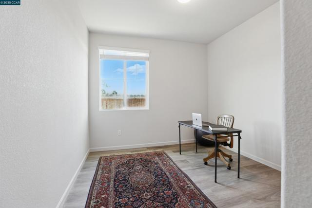 4105 Markovich Ct, Richmond CA: https://media.crmls.org/mediaz/963d2274-5b2e-40cd-9bba-23cd40fb786f.jpg