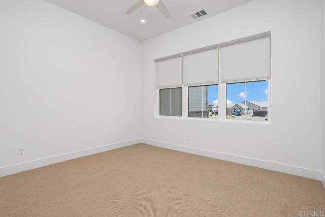 1203 Stonemark Place, Vista CA: https://media.crmls.org/mediaz/963d8148-05d4-4f78-bc2e-b3895d262ecb.jpg