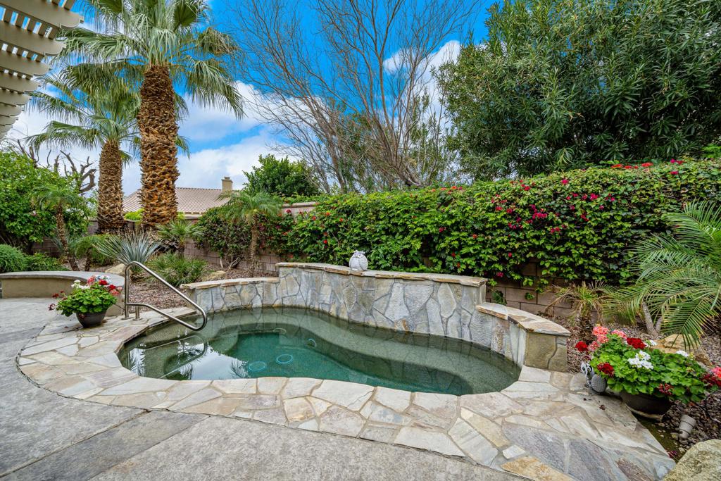 MLS #219136216PS image #1