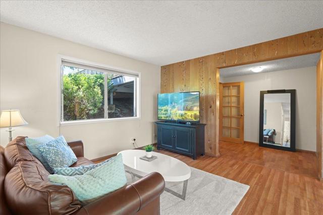 878 Hillcrest Drive, Redwood City CA: https://media.crmls.org/mediaz/963f2d00-967e-44c2-b9d5-b2a4ed254666.jpg
