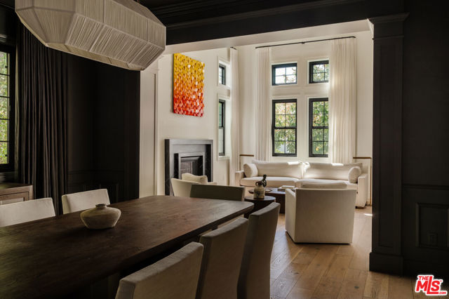 4656 Saloma Avenue, Sherman Oaks CA: https://media.crmls.org/mediaz/963f91f1-397e-4438-a9c9-7fb3b89f42e5.jpg
