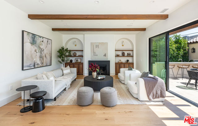 3745 May Street, Los Angeles CA: https://media.crmls.org/mediaz/9640679c-fde4-4cc5-9d3e-db5d9a33cea0.jpg