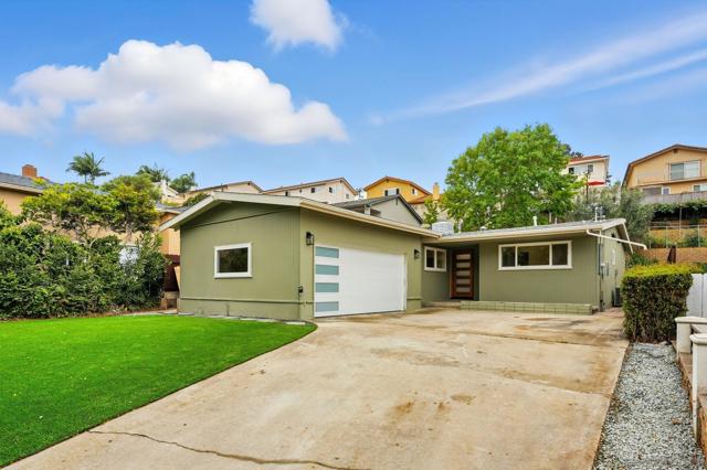 2064 Catalina Blvd, San Diego CA: https://media.crmls.org/mediaz/964145e1-4f6e-4ad0-a252-988d32e3355f.jpg