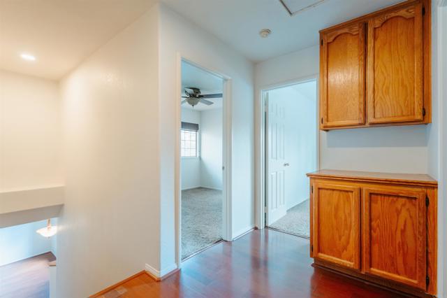 1715 Las Palmas Lane, Escondido CA: https://media.crmls.org/mediaz/9641bf3f-9dc5-432f-82bd-28bcacb3b6f1.jpg