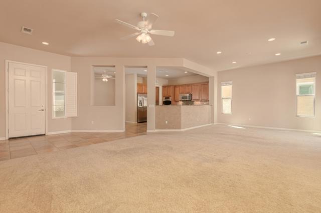 81876 Avenida Sombra, Indio CA: https://media.crmls.org/mediaz/9641c077-0570-4e2e-9cf9-37642333443a.jpg