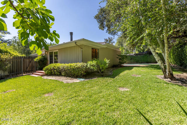 4308 Hayman Avenue, La Canada Flintridge CA: https://media.crmls.org/mediaz/96422f49-7129-468a-b87f-58a61b5ee6b3.jpg