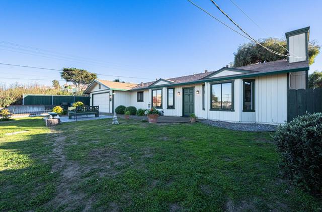 1524 Elm Avenue, Seaside CA: https://media.crmls.org/mediaz/9642ed59-c830-4d9e-a497-6b8f72a3229c.jpg
