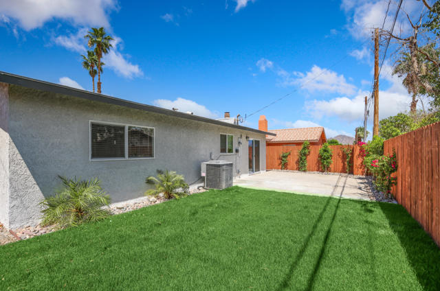 53110 Avenida Ramirez, La Quinta CA: https://media.crmls.org/mediaz/96431f65-0008-4bdb-a3b0-dd2497a1af37.jpg