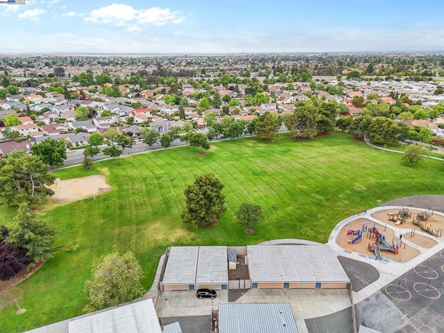 4403 Burke Way, Fremont CA: https://media.crmls.org/mediaz/96432632-7618-45a0-832c-9eeef5b66b65.jpg