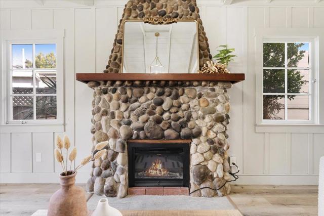 2866 Chesterfield Drive, Santa Cruz CA: https://media.crmls.org/mediaz/9644bfd3-122f-41bb-b874-29b1db93cd02.jpg